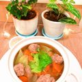 รูป Cooksnap ของ Suwanna Suwanmethawong เมื่อเขาทำ แกงจืดกะหล่ำปลี..เต้าหู้หมูสัป🍜
