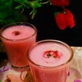 Chanda shrawan Keshri का कुकस्नैप जब उन्होंने रोज़ मिल्क शेक (rose milk shake recipe in Hindi) बनाया था।