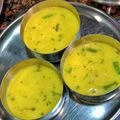 Priya Mulchandani का कुकस्नैप जब उन्होंने गुजराती कढ़ी (Gujrati kadhi recipe in hindi) बनाया था।