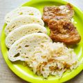 Majka Macáková Cooksnap-ja, amikor elkészítette a(z) Bence kedvence (Knédli és párolt káposzta, sült hússal) receptet.