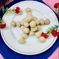 Mallika Biswas's cooksnap of when they made চিনির নারকেল নাড়ু(chinir narkel naru recipe in Bengali).