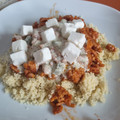El cooksnap de Almudena Collado cuando hizo Cous cous con bolognese, salsa de yogurt y feta.