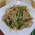 潘俊霖的(簡單料理) 的 五花肉炒豆芽 cooksnap