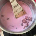 Edina Varga Cooksnap-ja, amikor elkészítette a(z) Meggyszósz 🍒🍒🍒🍒🍒 receptet.