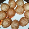 Aruna Purwar का कुकस्नैप जब उन्होंने आटे के गोलगप्पे (aate k golgappe recipe in Hindi) बनाया था।