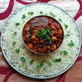 Sangita Vyas's cooksnap of when they made ચણા બટેટાનું શાક અને ભાત.