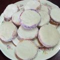 El cooksnap de Ale cuando hizo Alfajores de maicena.