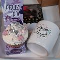 El cooksnap de Celeste Montero cuando hizo Cupcakes/ muffins/ Magdalenas de vainilla súper esponjosos en 30 minutos. Tres pasos!!!.