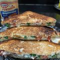 Rumki Mondal's cooksnap of when they made মেয়োনিজ চীজ তাওয়া স্যান্ডউইচ (mayonnaise cheese tawa sandwich recipe in bengali).