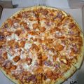 Hina Ibrahim's cooksnap of when they made Chicken tikka pizzA.