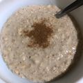 El cooksnap de Amy Brito cuando hizo Desayuno: avena en hojuelas con leche y canela 🥣.