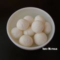 Indu Mathur का कुकस्नैप जब उन्होंने बंगाली रसगुल्ला (Bangali Rasgulla recipe in hindi) बनाया था।