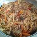 El cooksnap de verturpi cuando hizo Fideos de arroz con salto de verduras.