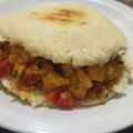 El cooksnap de Magalys Mujica cuando hizo Arepas🍘rellenas con guiso🍅🌰 de papa🥔 y frijoles...🍘.