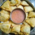 Leena Nagpal Grover का कुकस्नैप जब उन्होंने समोसा(Samosa recipe in Hindi) बनाया था।