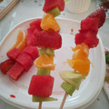 El cooksnap de Paula Mtnez cuando hizo Brocheta de fruta fresca.