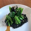 Min-Ju Wang's cooksnap of when they made 燙空心菜佐黑芝麻醬（純素）.