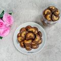 Cooksnap dari Heni Suryani untuk resep Choco Cashew Cookies / Kukis Kacang Mete