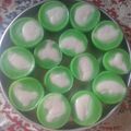 Cooksnap dari Azkayra untuk resep Kue cantik manis pandan,nona cantik,talam pandan