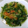 簡敏慧 的 蕃茄炒菠菜 cooksnap