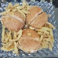 Ayesha Ahmed's cooksnap of when they made Crunchy zinger burger.