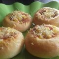 Cooksnap dari Cicik Ary untuk resep Roti no ulen lagi (toping tumisan daging + sosis)