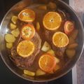 Cooksnap από Giota Spkr στη συνταγή Μοσχαρίσιες μπριζόλες στην γάστρα που λιώνουν σαν λουκούμι 🥩🍊