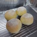 Charis Kwong 的 【COOKING BUBU】鬆軟牛奶麵包 手搓麵包 製作過程簡單 一次上手｜soft and fluffy milk bread recipe cooksnap