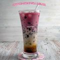 Cooksnap Faizah Yahya(Mrs Peija) semasa beliau membuat Sirap Bandung Cincau.