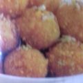 Reena Verbey's cooksnap of when they made Besan ke ladoo.