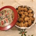 Cooksnap από kimwlos στη συνταγή Μελομακάρονα του μπαμπά μου!