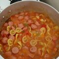El cooksnap de Rodri Bello cuando hizo Fideos con salchichas de viena cocidos en salsa de tomate .