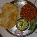 ઈલાબેન 's cooksnap of when they made છોલે  પૂરી (Chhole Puri Recipe in Gujarati).