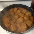 El cooksnap de Nallely Moffett cuando hizo Albóndigas de cerdo rellenas en salsa de chipotle🌺.