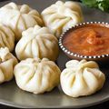 Priya Chakraboprty का कुकस्नैप जब उन्होंने चिकन मोमोज(Chicken momos recipe in Hindi) बनाया था।