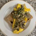 Cooksnap dari Boru ni Raja untuk resep Creamy mushroom omelette