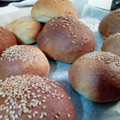 El cooksnap de Cook_and_Jud cuando hizo Pan para hamburguesas (muy tiernos).