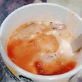 Seema Gupta का कुकस्नैप जब उन्होंने थिक और क्रीमी टोमेटो सूप (thick aur creamy tomato soup recipe in Hindi) बनाया था।