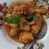 Cooksnap ohmydib semasa beliau membuat Ayam Phat Phet.