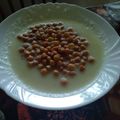 liliom1229 Cooksnap-ja, amikor elkészítette a(z) Hagymakrémleves receptet.