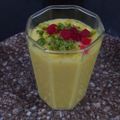 Poonam Singh का कुकस्नैप जब उन्होंने मॅंगो शेक (mango shake recipe in Hindi) बनाया था।