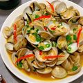 陳沂霈 的 日式蒜香奶油酒蒸蛤蜊 cooksnap