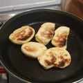 El cooksnap de Trisia cuando hizo Pan de leche rellena de nocilla en el sartén.