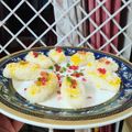 Vandana Mathur का कुकस्नैप जब उन्होंने मावा स्टफ्ड चमचम(Mava stuffed Chamcham recipe in hindi) बनाया था।