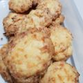 Cooksnap dari helen resdiono untuk resep Eggless Cheese Cookies / kue kering keju 4 bahan