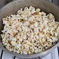 El cooksnap de lolena77 cuando hizo Pochoclos dulces o salados.