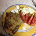 El cooksnap de dajenme cuando hizo Chuletas de cerdo y patatas a las especias.