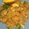 Cooksnap dari Amalia Ezpyoni untuk resep Nasi goreng dengan bumbu rendang, rasanya pedas gurih! Cocok buat anak kos