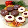 Törzsök Éva Cooksnap-ja, amikor elkészítette a(z) Isler és linzerkarika🍩 receptet.