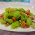 รูป Cooksnap ของ Kritinee เมื่อเขาทำ ยำก้านคะน้า